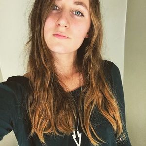 Meet your Posher, Cassie